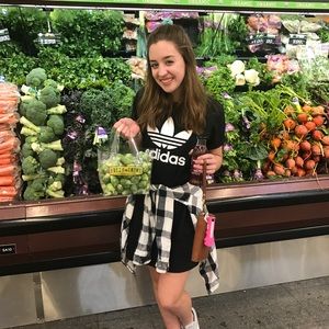 Meet your Posher, Amelia